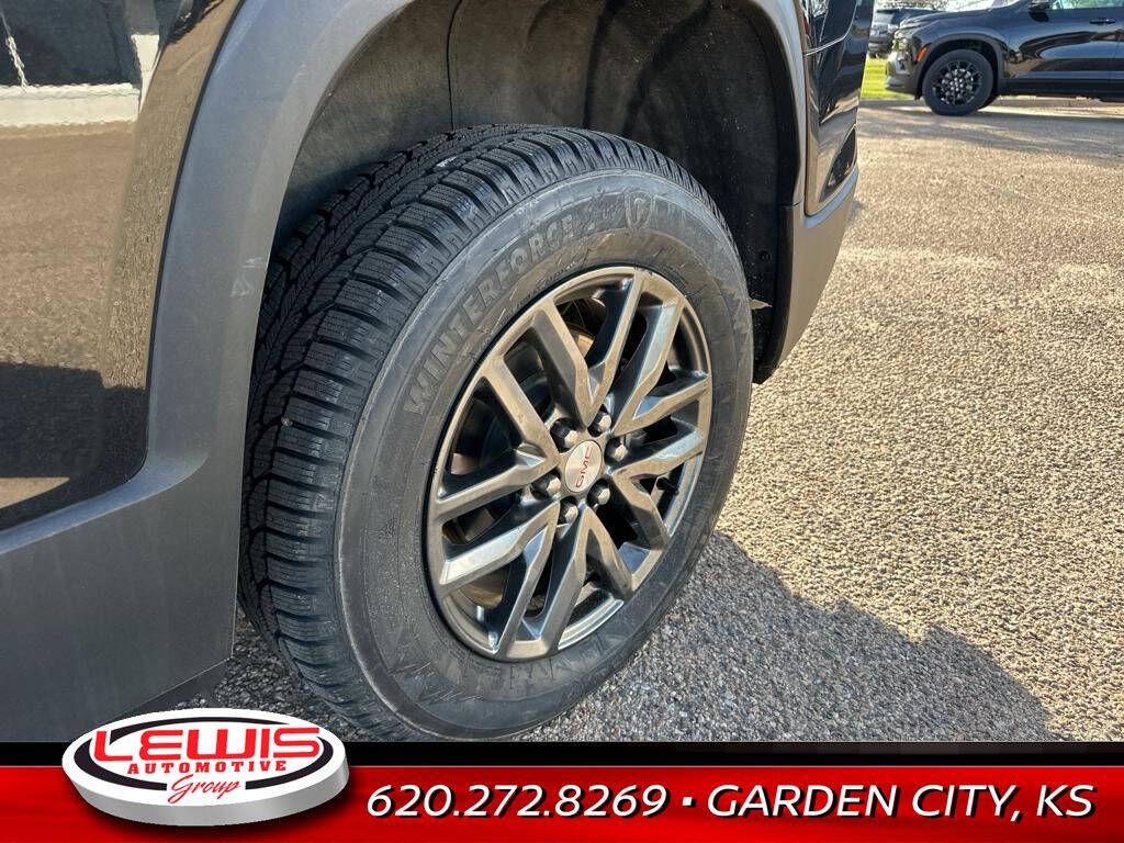 2019 GMC Acadia for sale at Lewis Chevrolet of Garden City in Garden City, KS