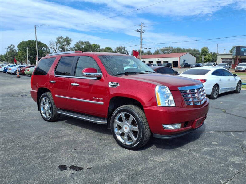 2012 Cadillac Escalade Luxury's photo