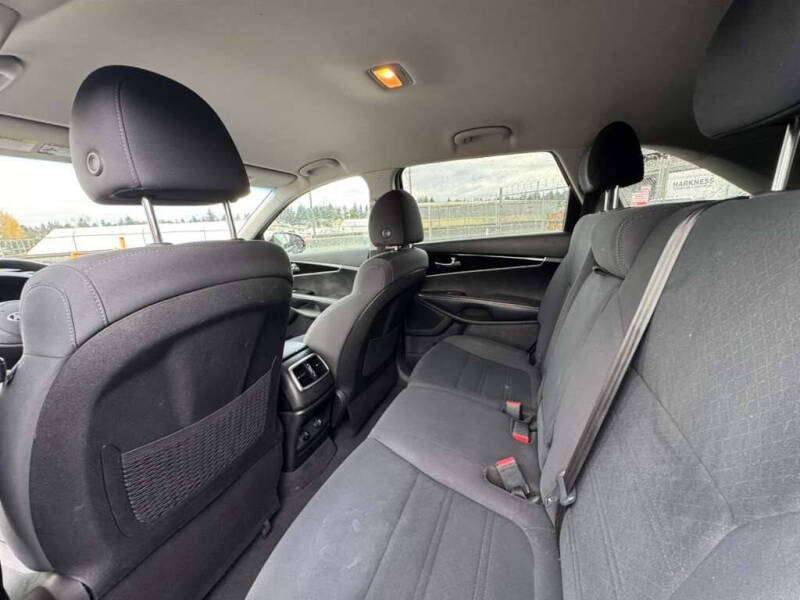 2019 Kia Sorento LX V6