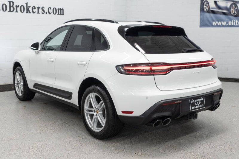 2023 Porsche Macan