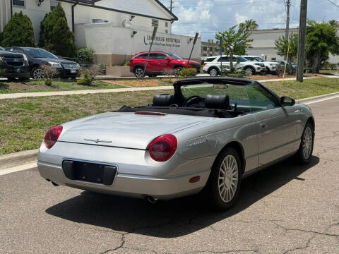 2004 Ford Thunderbird Deluxe