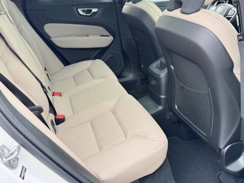 2026 Volvo XC60 T8 Plus