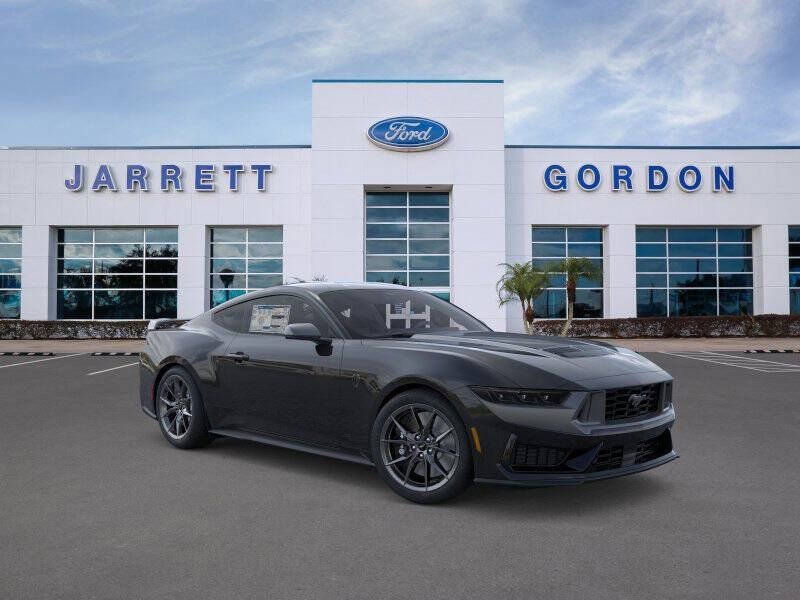 2026 Ford Mustang Dark Horse