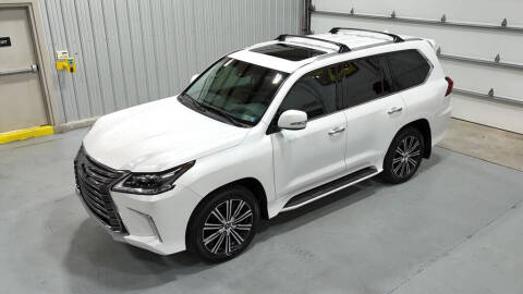 2021 Lexus LX 570 Three-Row
