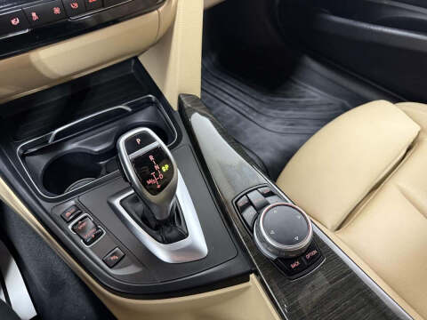 2017 BMW 3 Series 330i