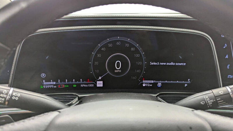 2022 Cadillac Escalade ESV Sport