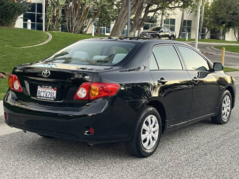 2010 Toyota Corolla LE
