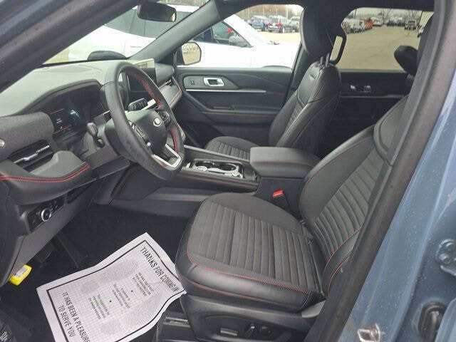 2025 Ford Explorer ST-Line