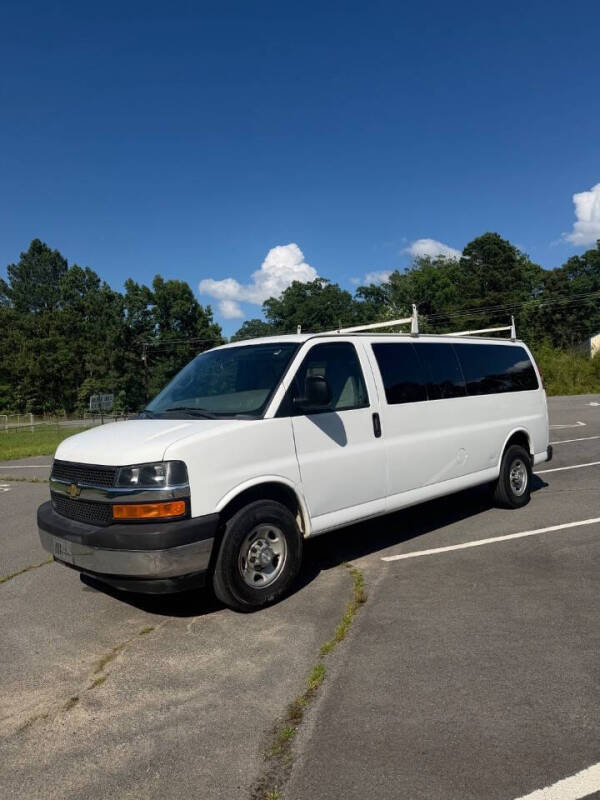 2017 Chevrolet Express LT 3500