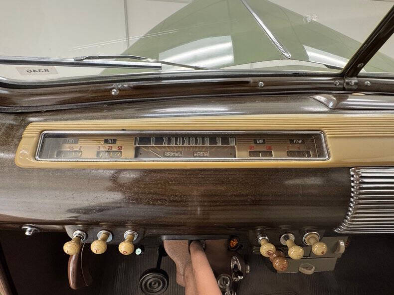 1941 Ford Super Deluxe