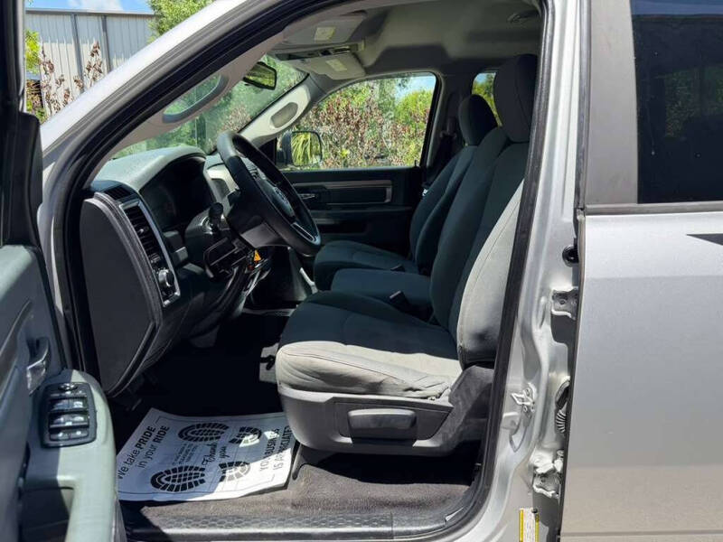 2015 RAM 1500 SLT