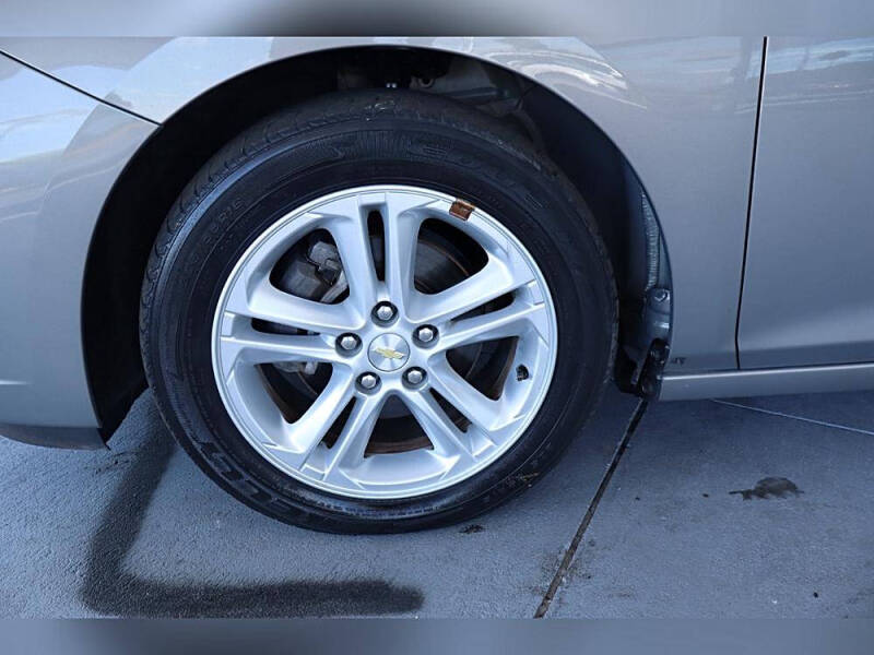 2018 Chevrolet Cruze LT Auto