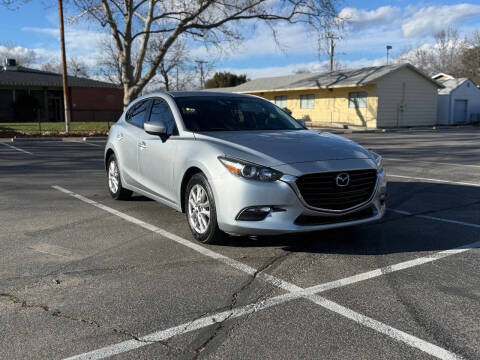 2018 Mazda MAZDA3 Sport