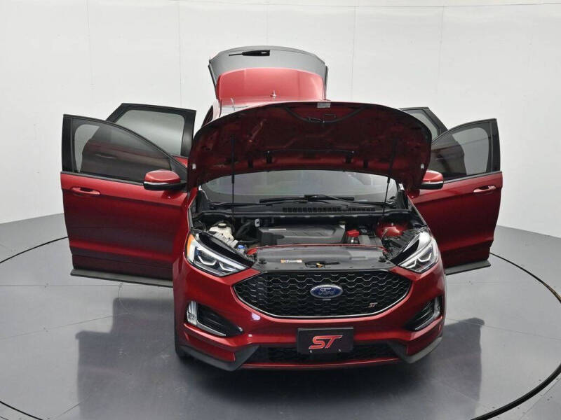 2019 Ford Edge ST