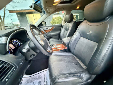 2013 Infiniti FX37