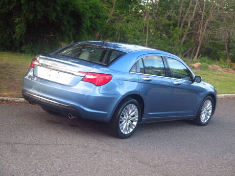 2011 Chrysler 200 Limited