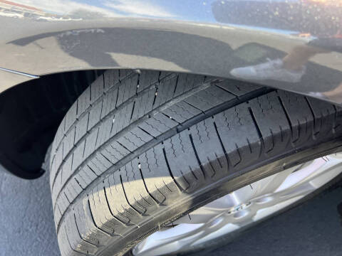 2008 Toyota Avalon XL