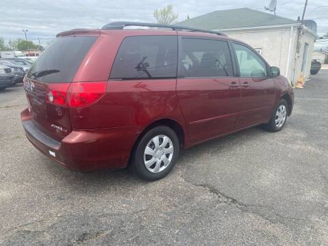 2006 Toyota Sienna for sale at Union Avenue Auto Sales in Hazlet NJ