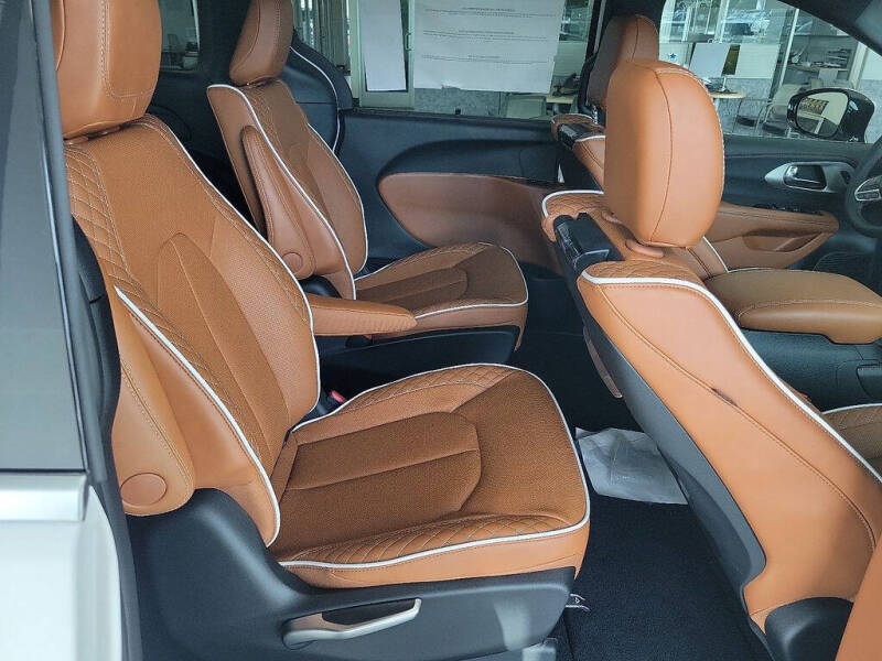 2026 Chrysler Pacifica Pinnacle