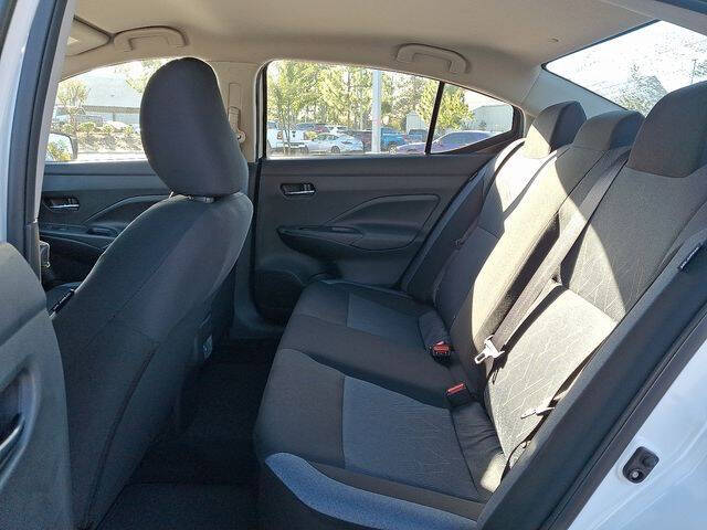 2025 Nissan Versa SV