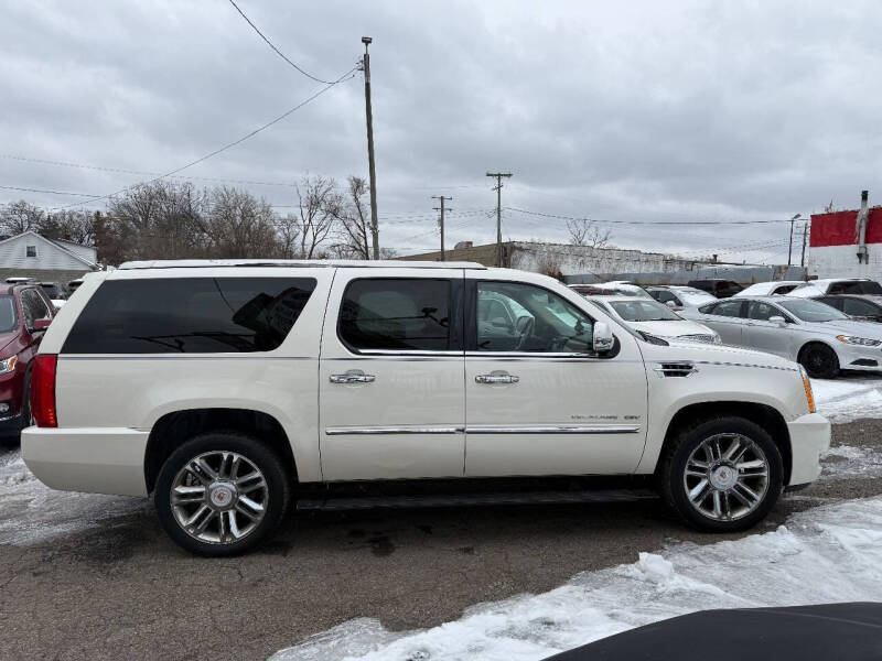 2014 Cadillac Escalade ESV Platinum