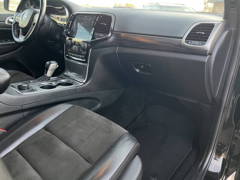 2020 Jeep Grand Cherokee Altitude