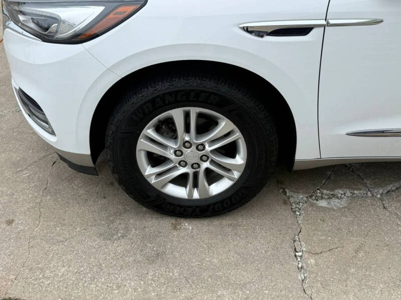 2021 Buick Enclave Essence