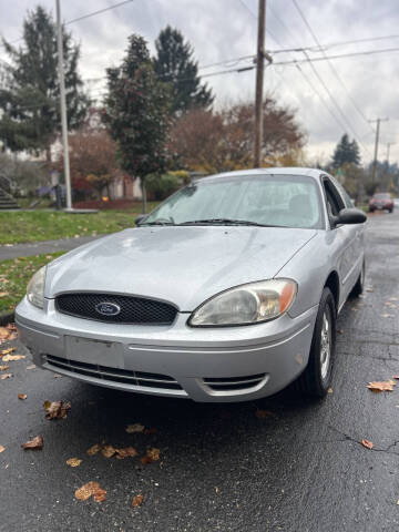 2004 Ford Taurus SES