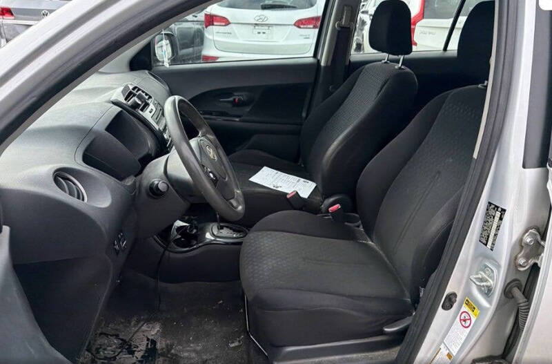 2009 Scion xD