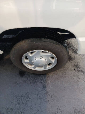 2012 Ford E-Series E-150