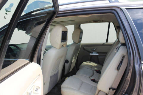 2005 Volvo XC90 V8