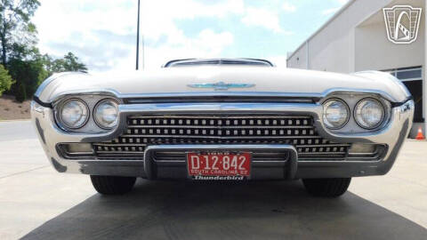 1962 Ford Thunderbird