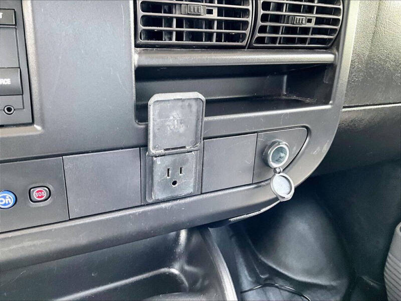 2021 Chevrolet Express 2500