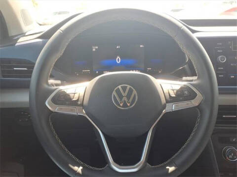 2022 Volkswagen Taos SE