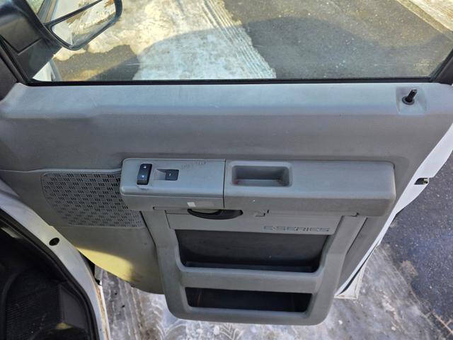 2013 Ford E-Series E-150