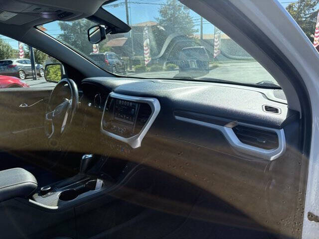 2019 GMC Acadia SLT-1