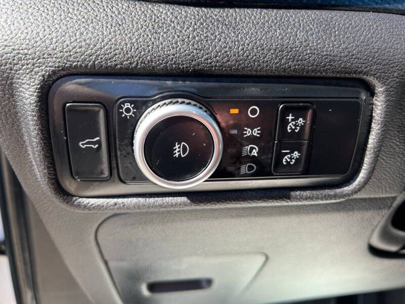 2024 Ford Explorer ST-Line