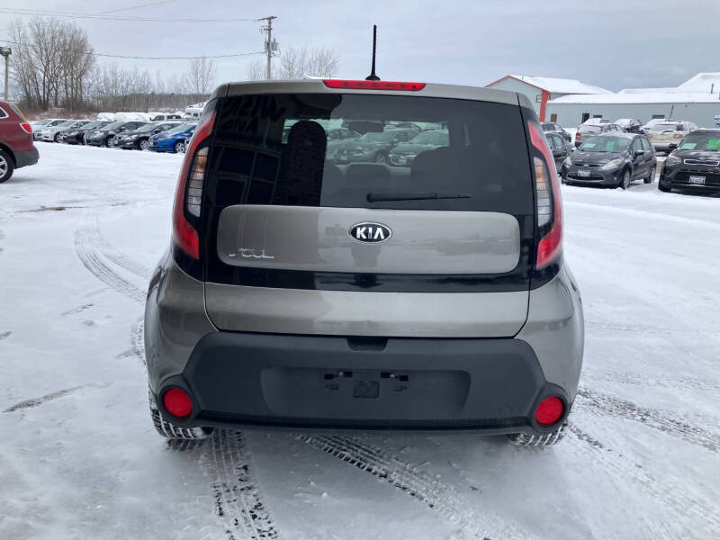 2015 Kia Soul +