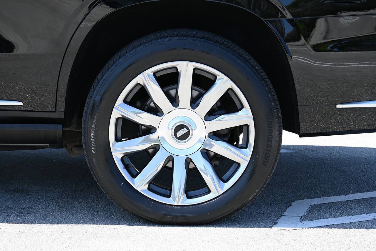 2022 Cadillac Escalade 4