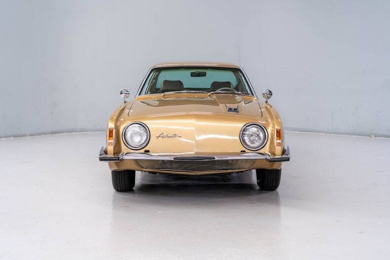 1964 Studebaker Avanti