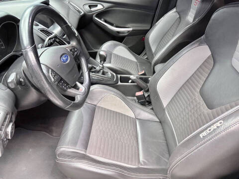 2018 Ford Focus ST