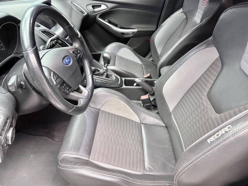 2018 Ford Focus ST
