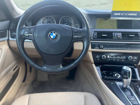 2011 BMW 5 Series 528i