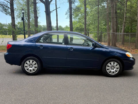 2004 Toyota Corolla LE