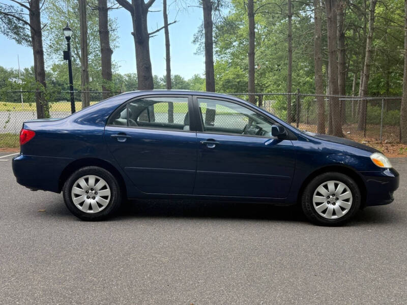 2004 Toyota Corolla LE