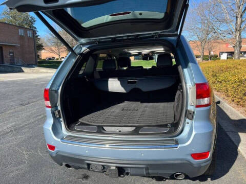 2013 Jeep Grand Cherokee Overland Summit