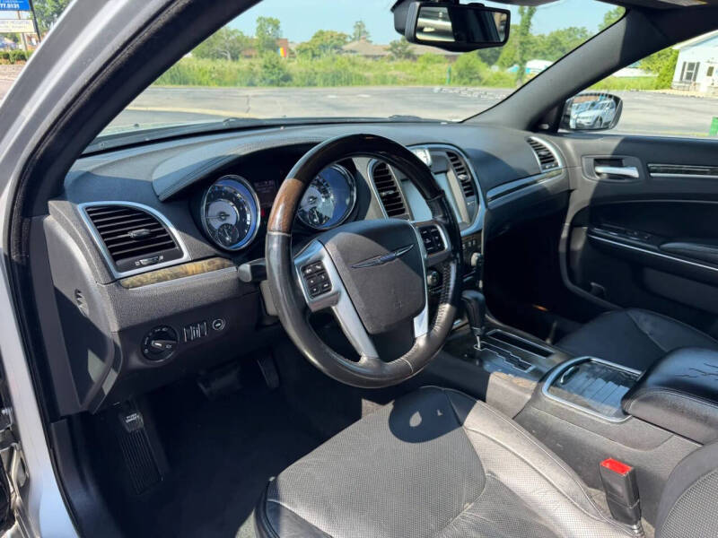 2011 Chrysler 300 C