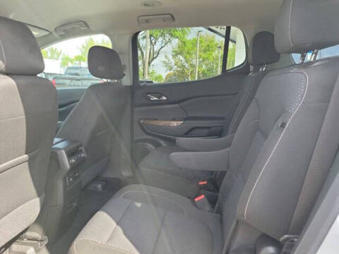 2023 GMC Acadia SLE
