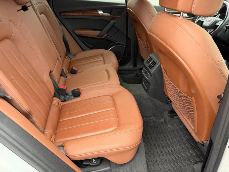 2022 Audi Q5 quattro S line Premium 45 TFSI