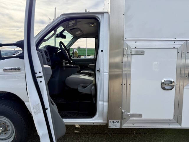 2026 Ford E-Series E-350 SD